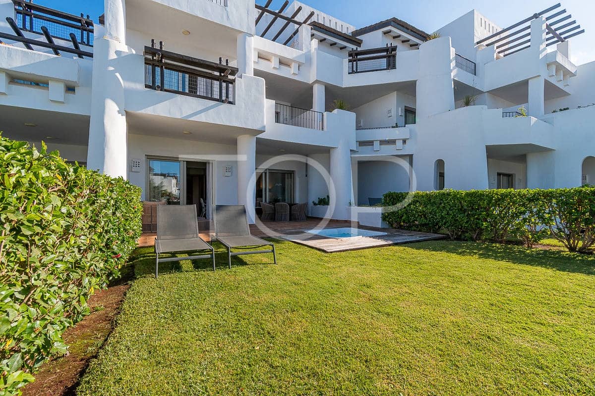 2 bedroom Flat for sale in Guia de Isora with pool garage - € 898,000 (Ref: 8581743)