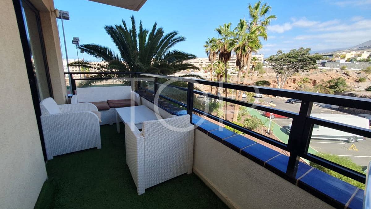 2 chambre Appartement à vendre à Adeje avec piscine garage - 295 000 € (Ref: 8609981)