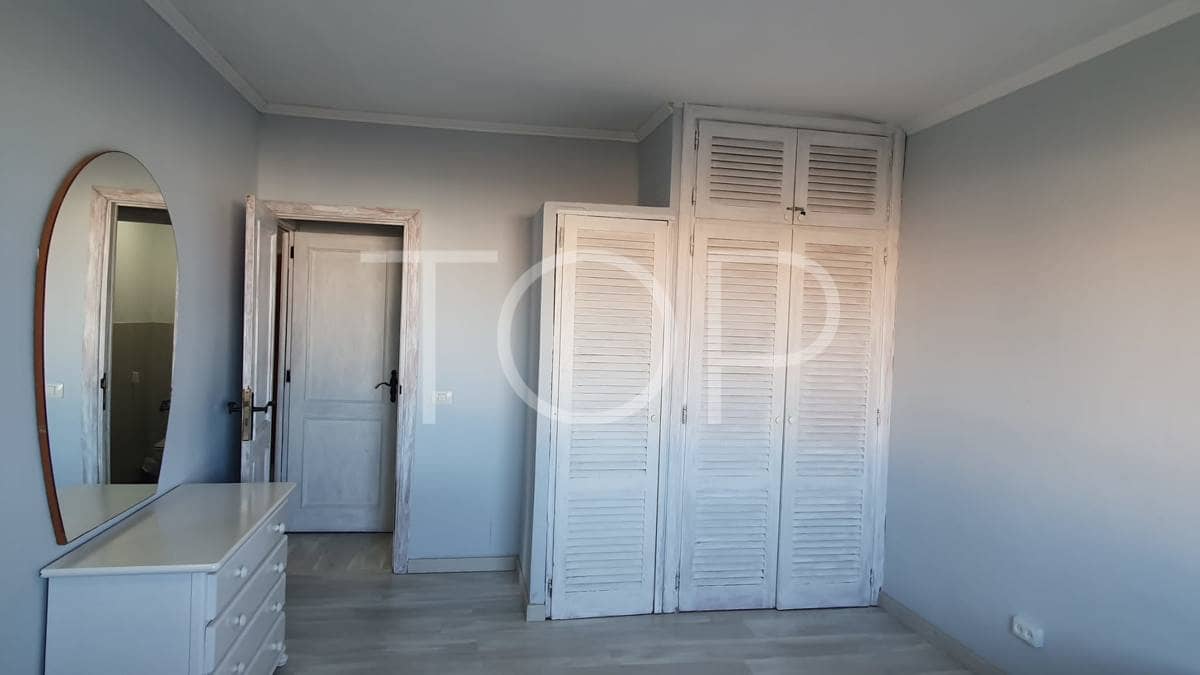2 chambre Appartement à vendre à Adeje avec piscine garage - 295 000 € (Ref: 8609981)