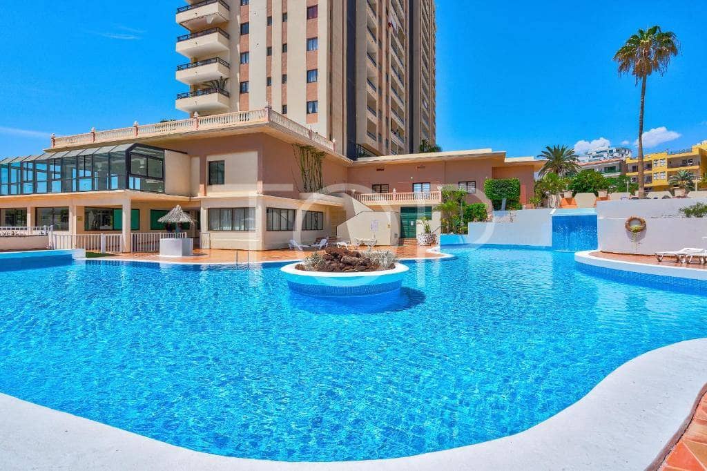 2 chambre Appartement à vendre à Adeje avec piscine garage - 295 000 € (Ref: 8609981)