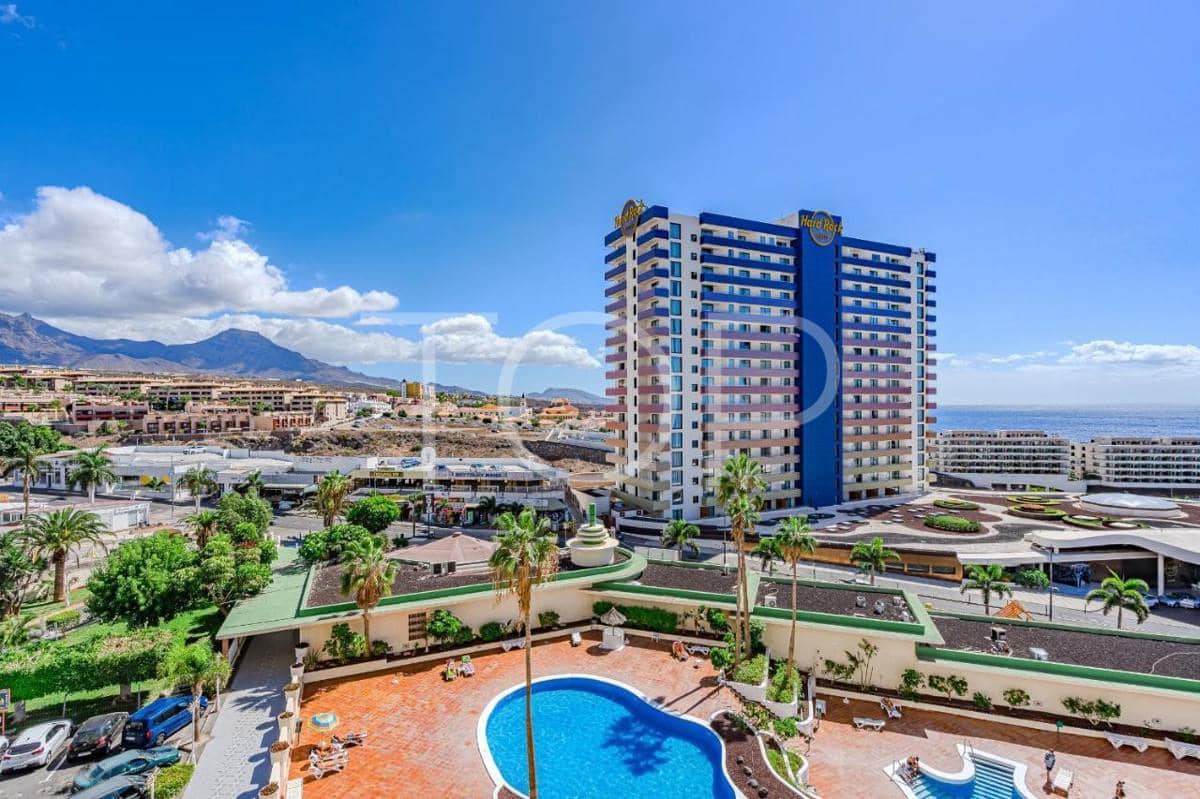 2 chambre Appartement à vendre à Adeje avec piscine garage - 295 000 € (Ref: 8609981)