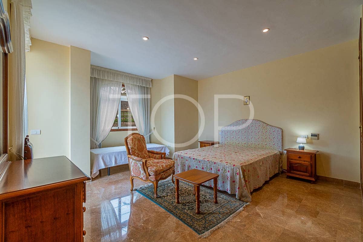 4 quarto Casa em Banda para venda em Los Gigantes com garagem - 1 400 000 € (Ref: 8620998)