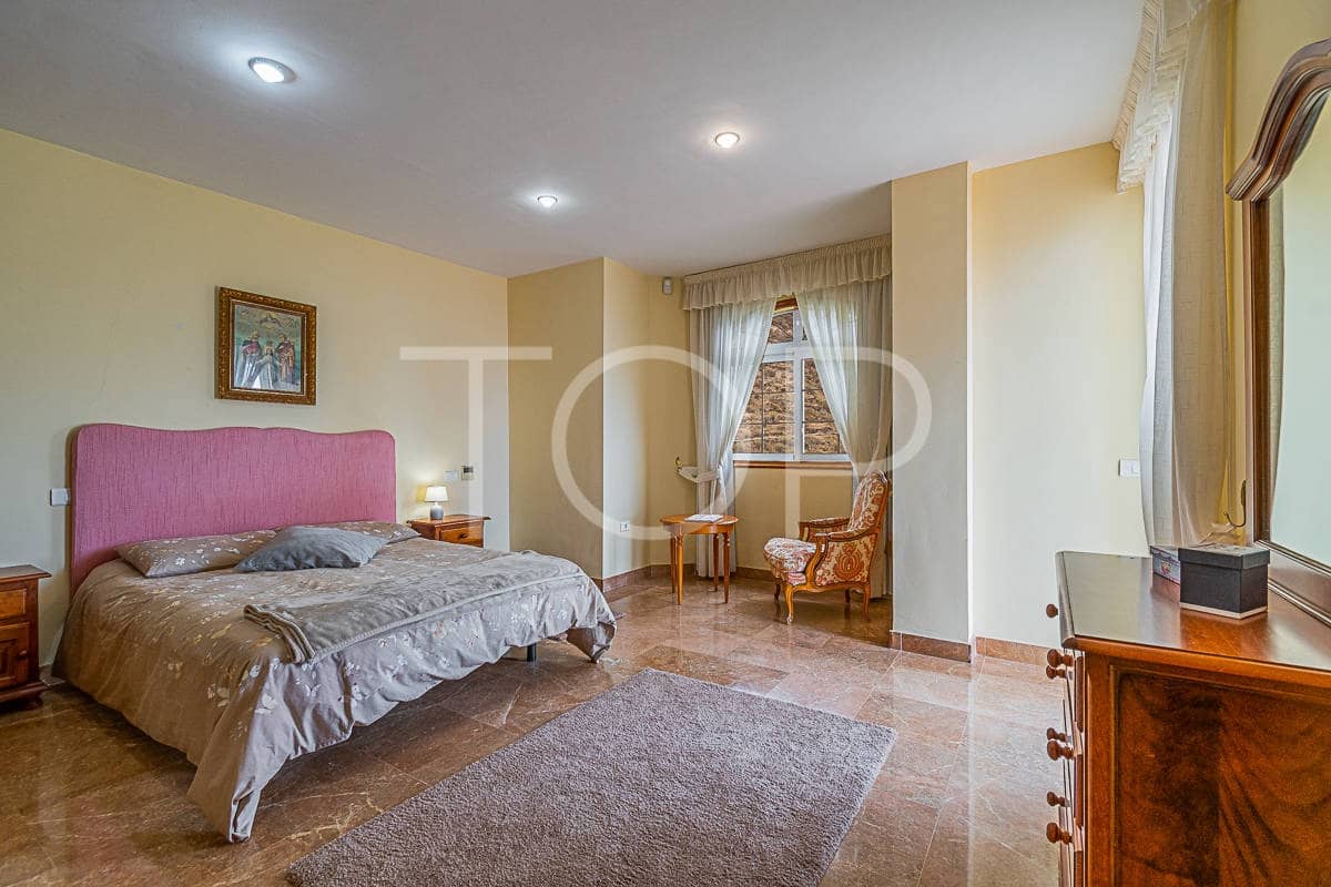 4 quarto Casa em Banda para venda em Los Gigantes com garagem - 1 400 000 € (Ref: 8620998)