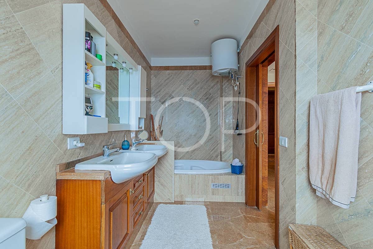 4 quarto Casa em Banda para venda em Los Gigantes com garagem - 1 400 000 € (Ref: 8620998)