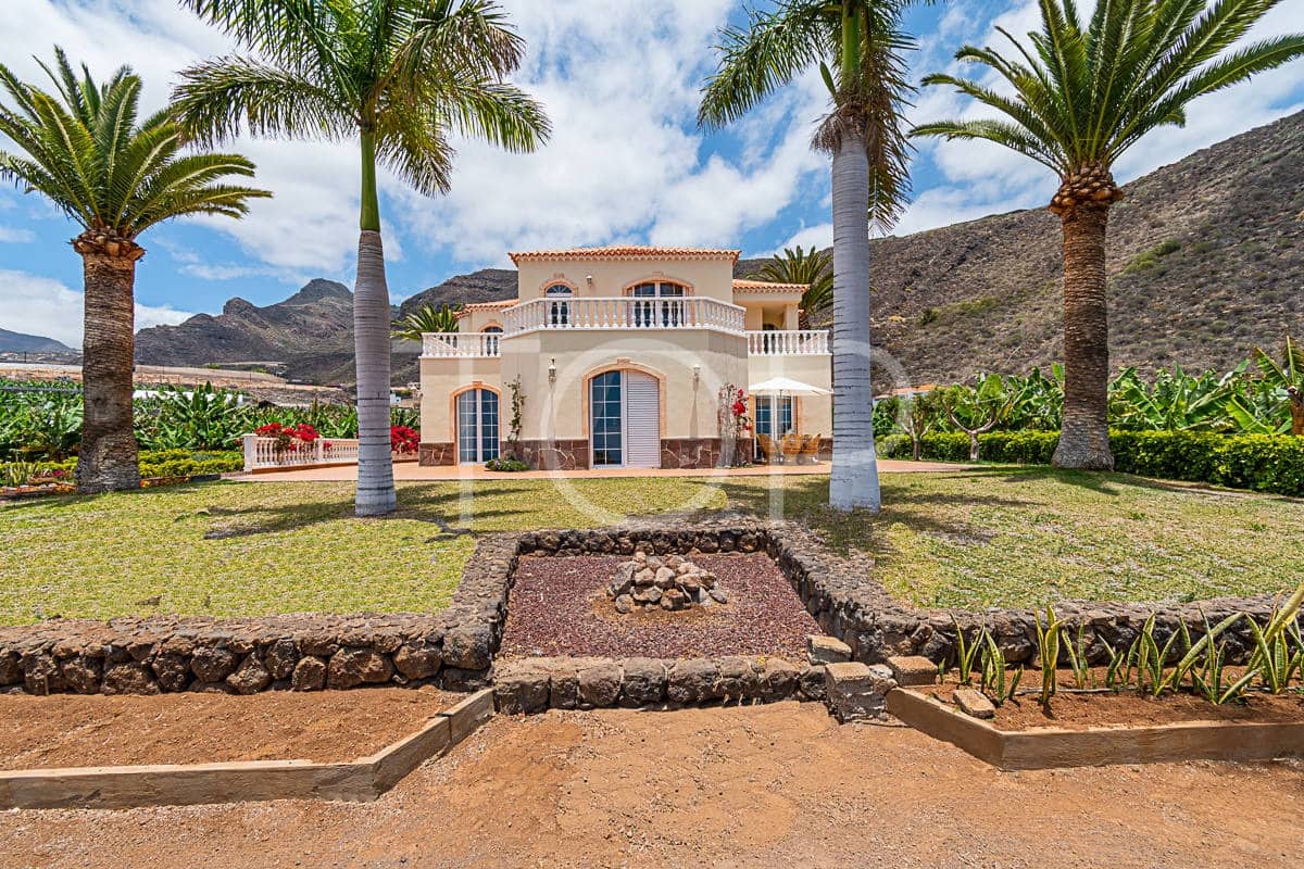 4 quarto Casa em Banda para venda em Los Gigantes com garagem - 1 400 000 € (Ref: 8620998)