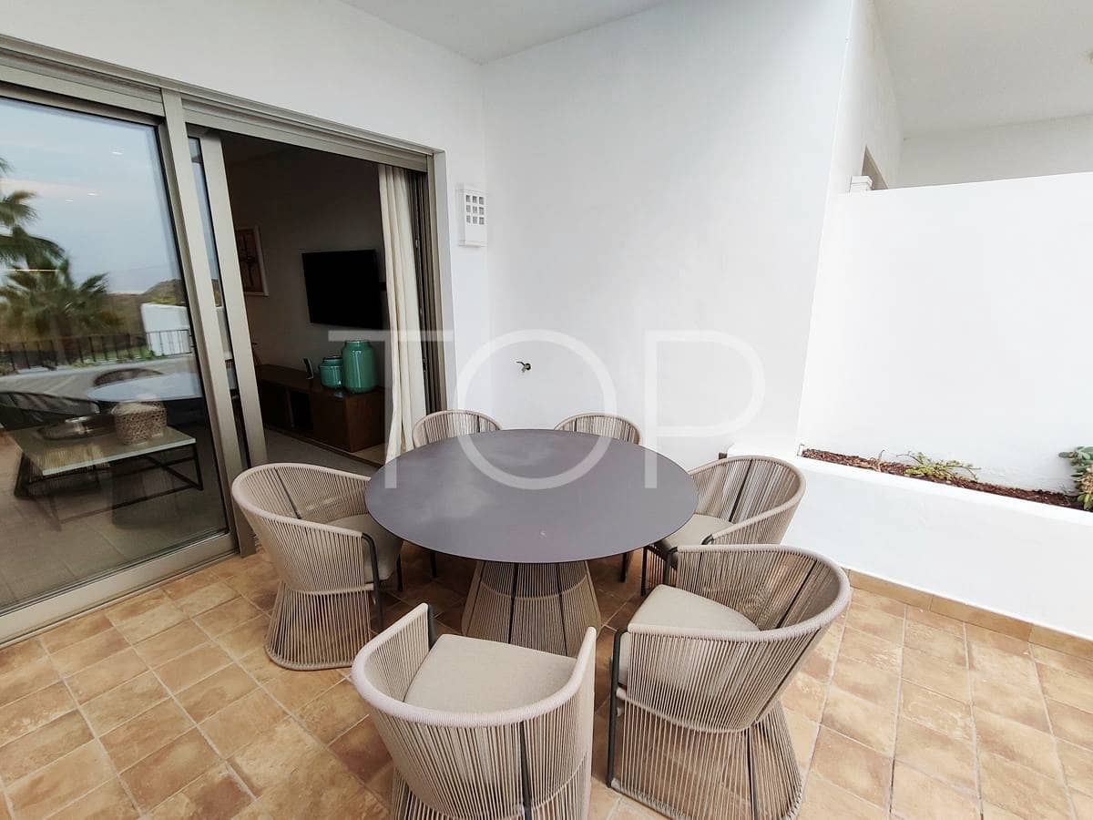 2 soverom Leilighet til salgs i Guia de Isora med svømmebasseng garasje - € 899 000 (Ref: 8677341)