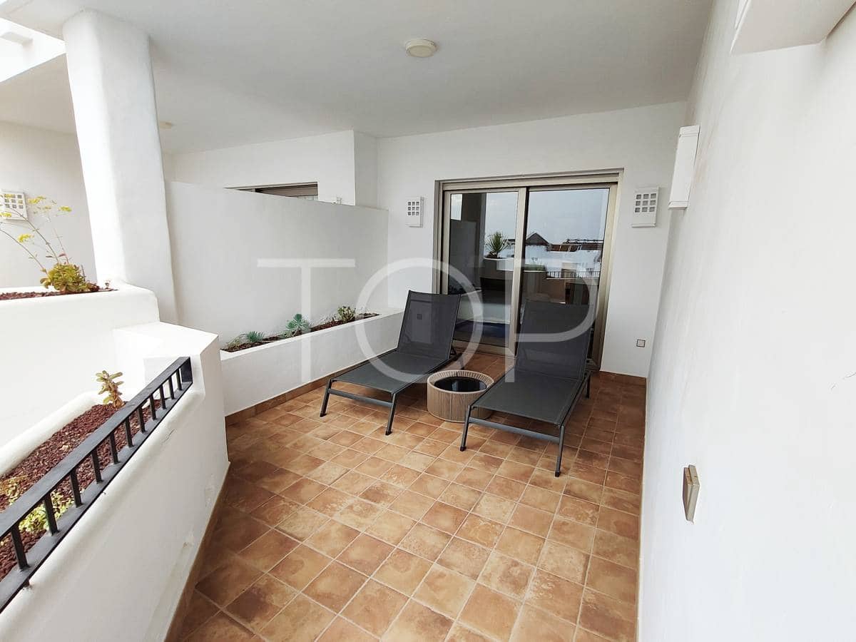 2 soverom Leilighet til salgs i Guia de Isora med svømmebasseng garasje - € 899 000 (Ref: 8677341)