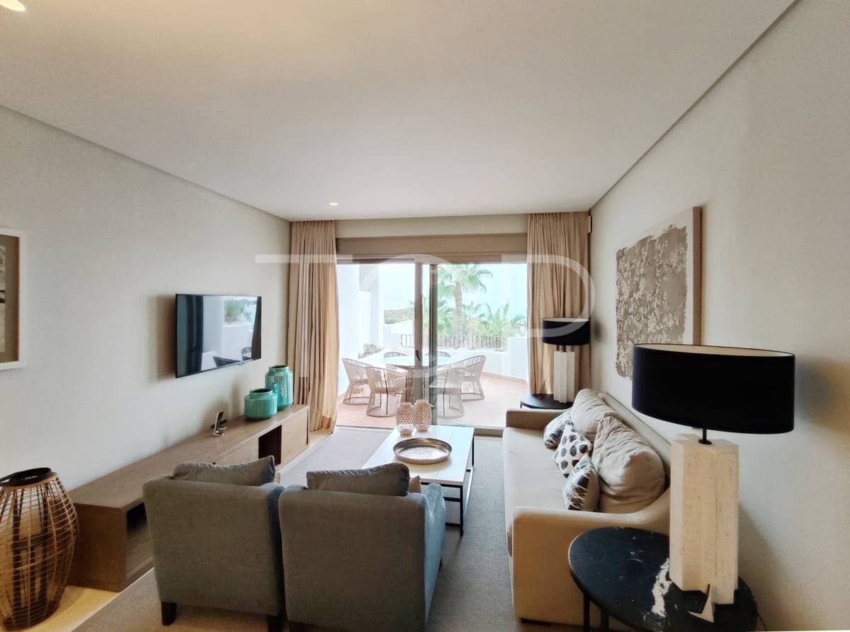 2 soverom Leilighet til salgs i Guia de Isora med svømmebasseng garasje - € 899 000 (Ref: 8677341)