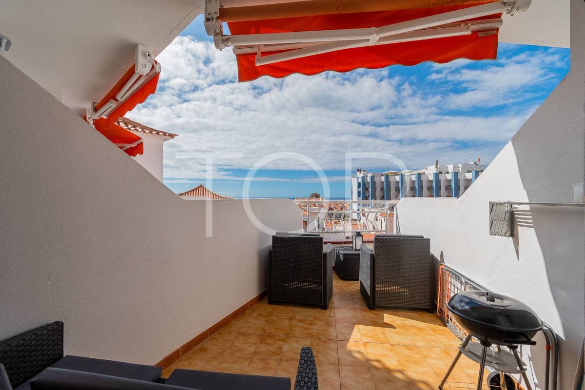 2 slaapkamer Flat te koop in Los Cristianos met zwembad - € 350.000 (Ref: 8687143)