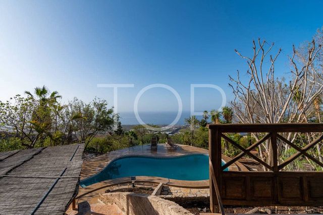 4 soverom Finca/Herregård til salgs i Los Menores, Adeje med svømmebasseng garasje - € 1 900 000 (Ref: 8714417)