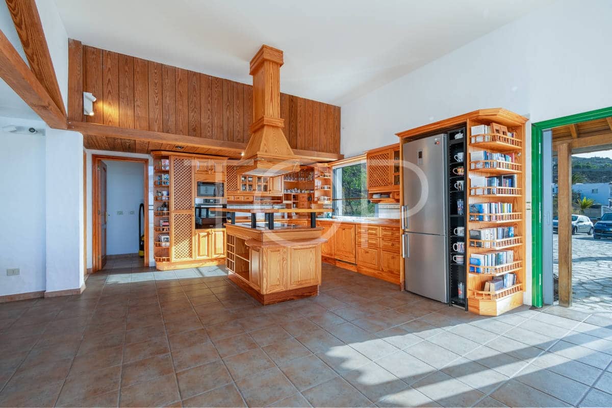 4 sovrum Finca/Hus på landet till salu i Los Menores med pool garage - 1 900 000 € (Ref: 8714417)