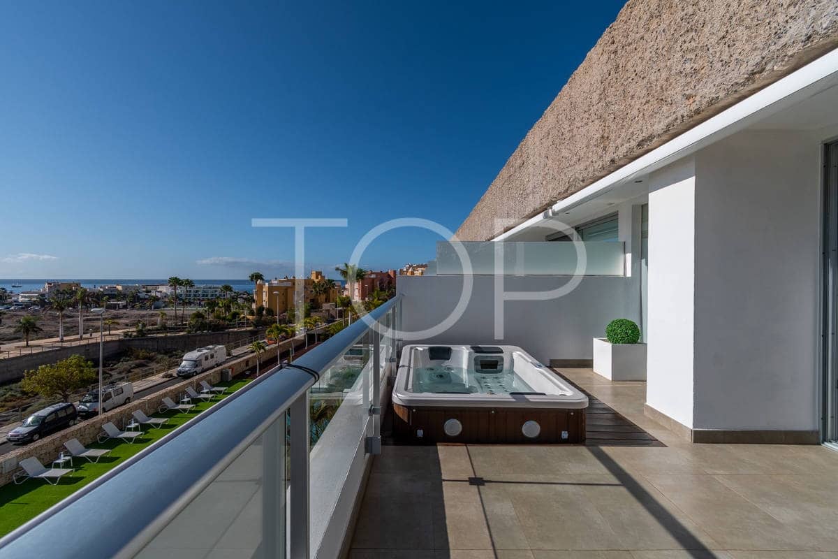 3 sypialnia Mieszkanie na sprzedaż w La Caleta Adeje z basenem garażem - 1 275 000 € (Ref: 8757166)