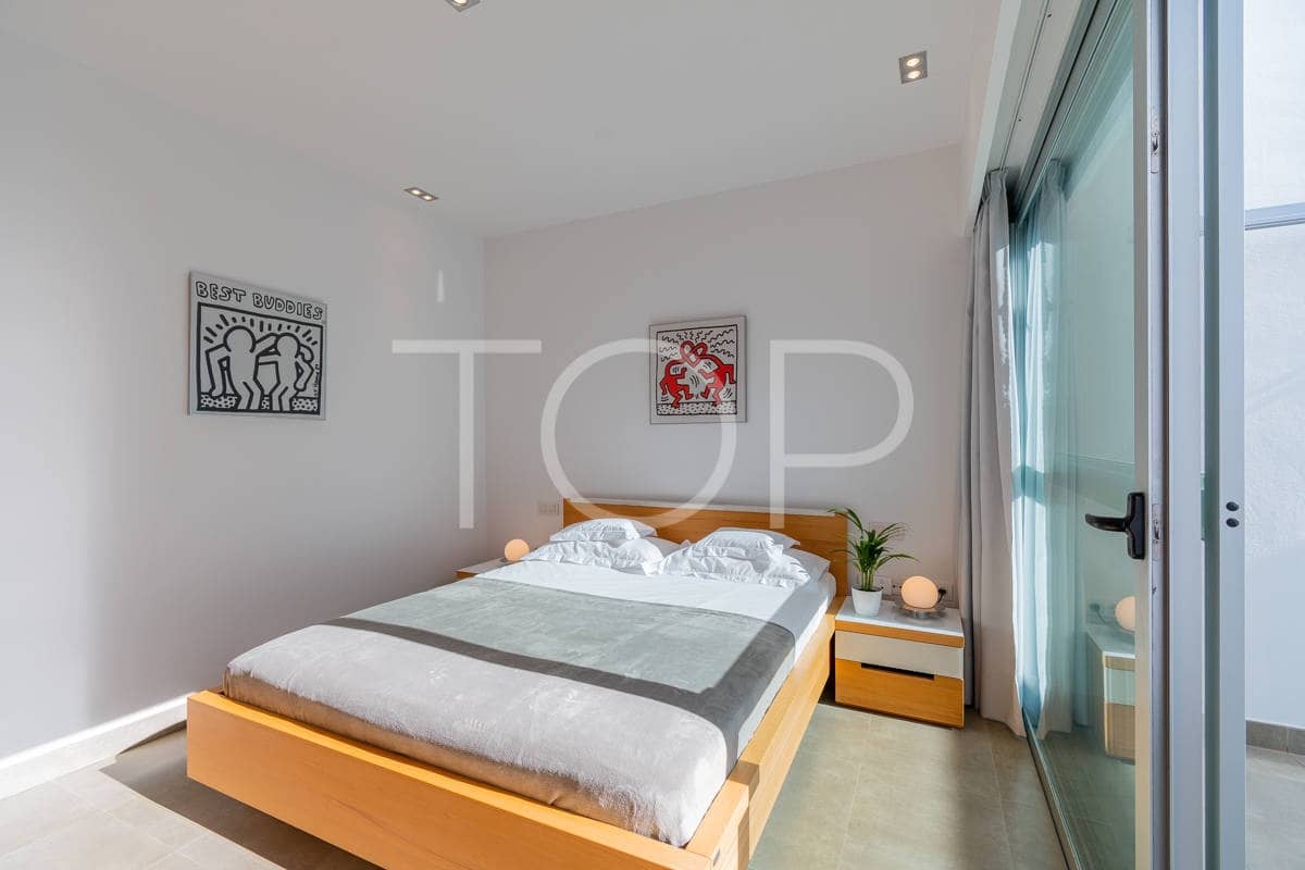 3 sypialnia Mieszkanie na sprzedaż w La Caleta Adeje z basenem garażem - 1 275 000 € (Ref: 8757166)