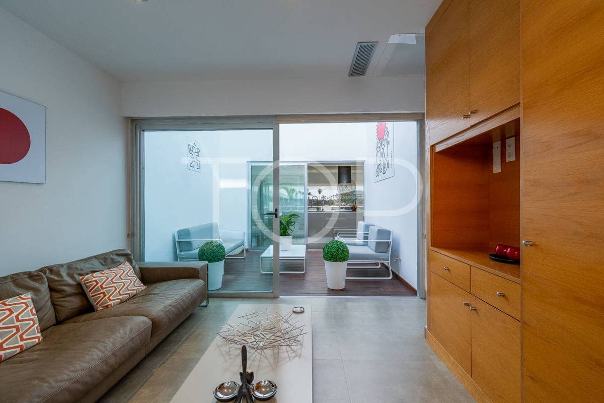 3 sypialnia Mieszkanie na sprzedaż w La Caleta Adeje z basenem garażem - 1 275 000 € (Ref: 8757166)