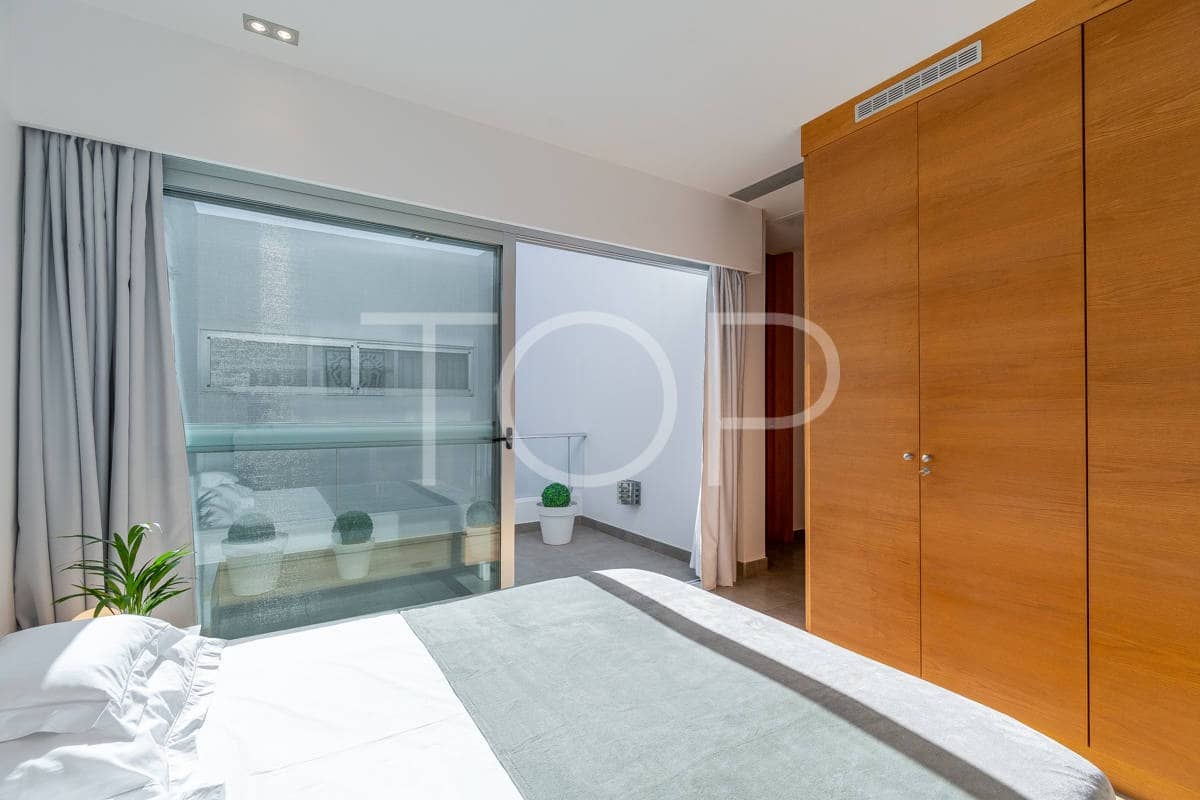 3 sypialnia Mieszkanie na sprzedaż w La Caleta Adeje z basenem garażem - 1 275 000 € (Ref: 8757166)