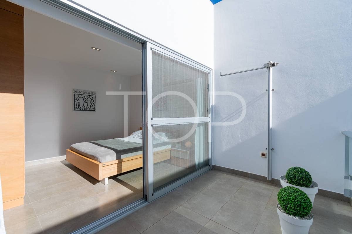 3 sypialnia Mieszkanie na sprzedaż w La Caleta Adeje z basenem garażem - 1 275 000 € (Ref: 8757166)