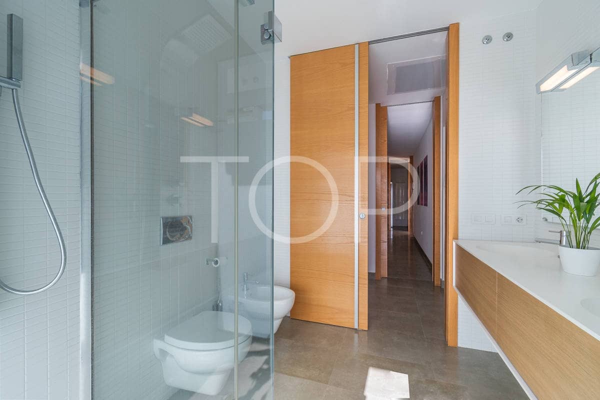 3 sypialnia Mieszkanie na sprzedaż w La Caleta Adeje z basenem garażem - 1 275 000 € (Ref: 8757166)