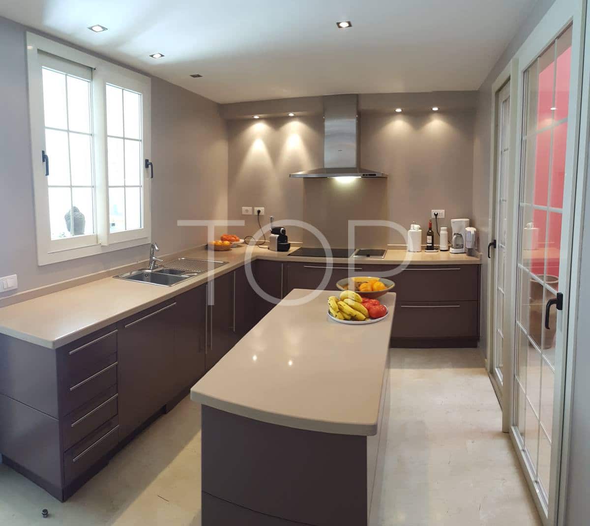 3 soveværelse Rækkehus til salg i Palm-Mar med swimmingpool garage - € 875.000 (Ref: 8759176)