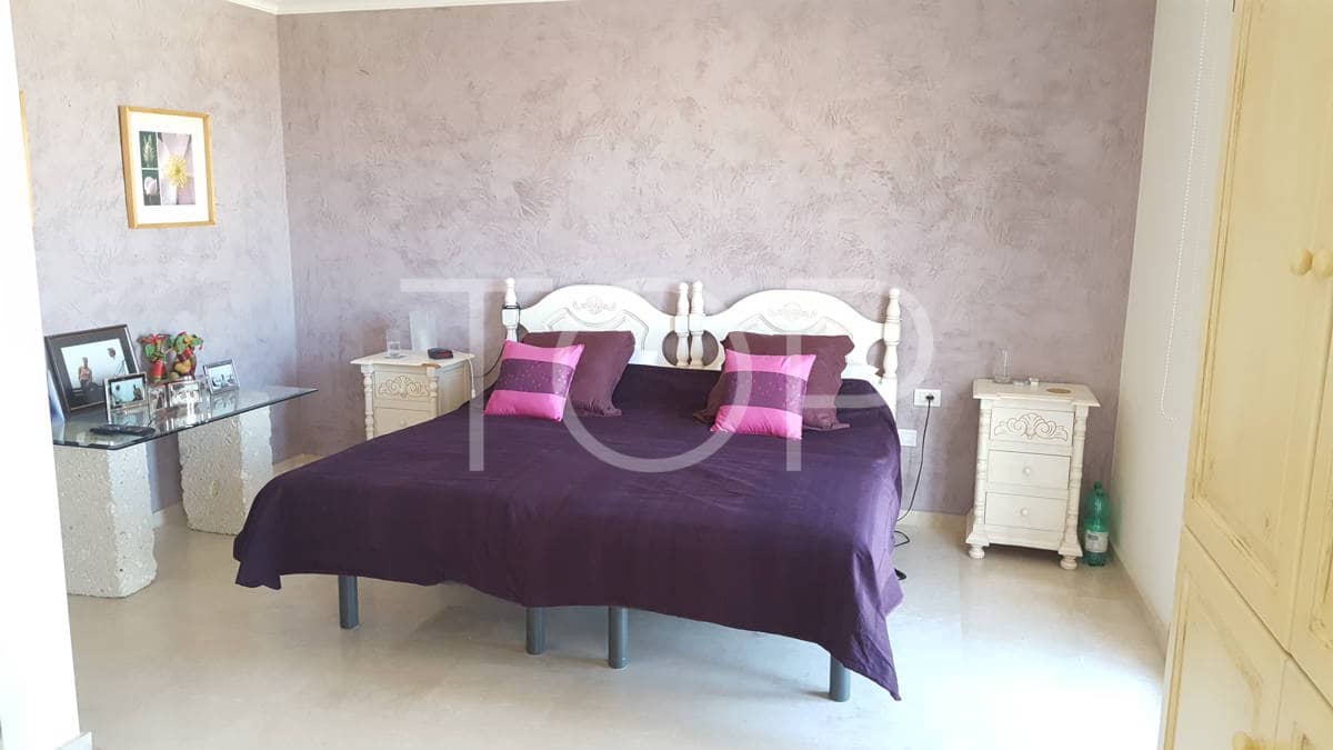 3 soveværelse Rækkehus til salg i Palm-Mar med swimmingpool garage - € 875.000 (Ref: 8759176)