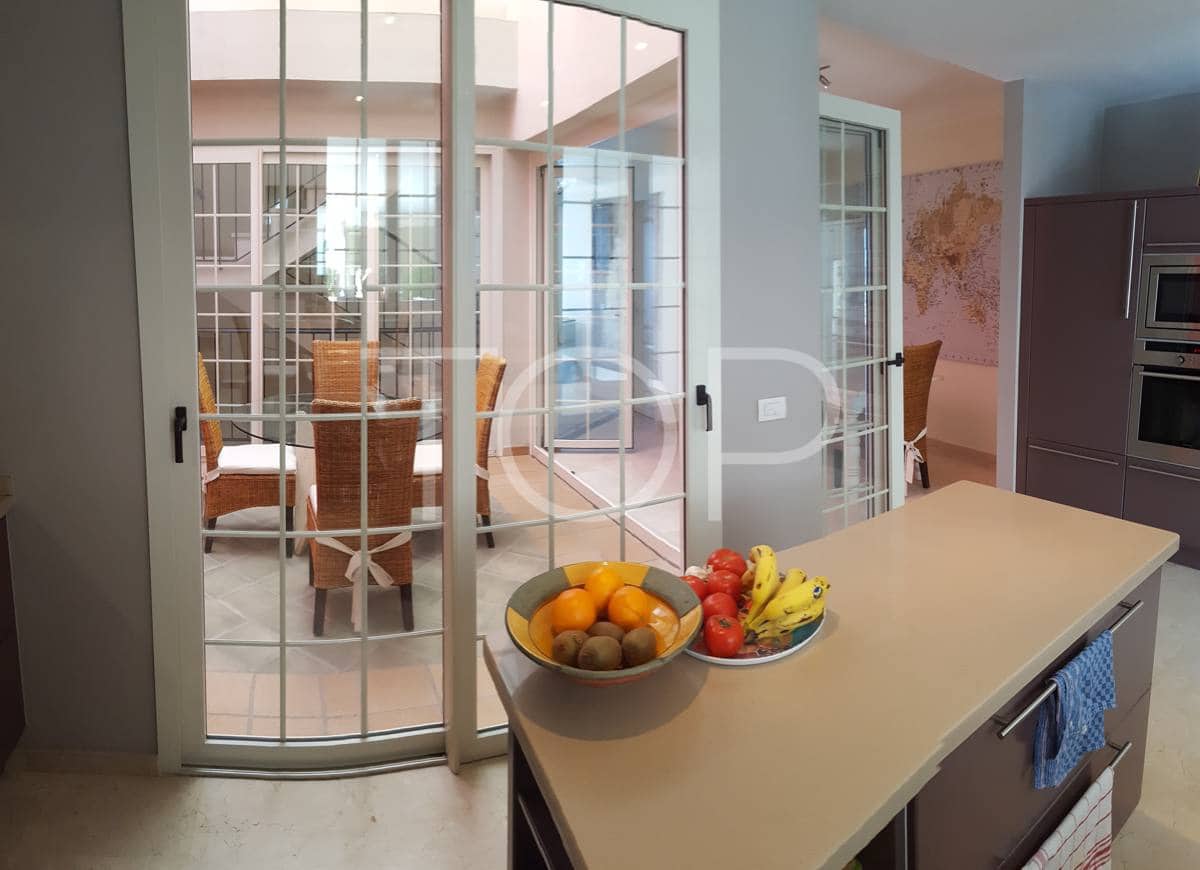 3 soveværelse Rækkehus til salg i Palm-Mar med swimmingpool garage - € 875.000 (Ref: 8759176)