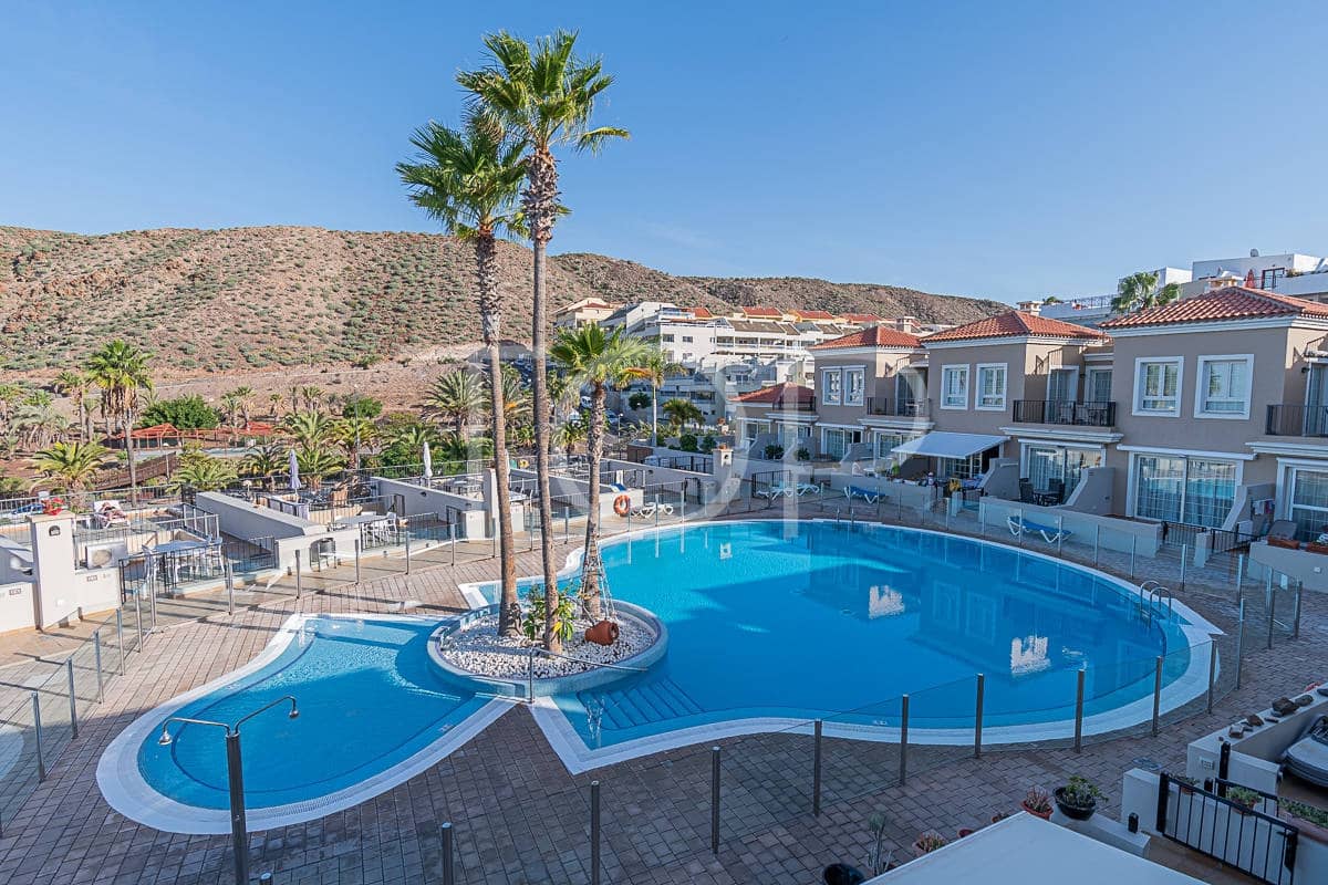 3 soveværelse Rækkehus til salg i Palm-Mar med swimmingpool garage - € 875.000 (Ref: 8759176)