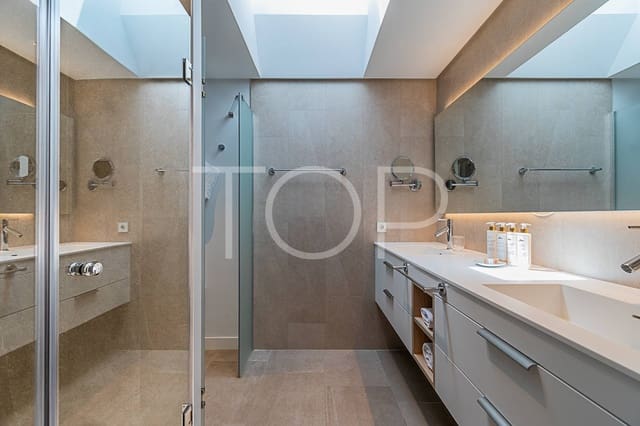 2 Zimmer Penthouse zu verkaufen in Guía de Isora mit Pool Garage - 1.095.000 € (Ref: 8766233)