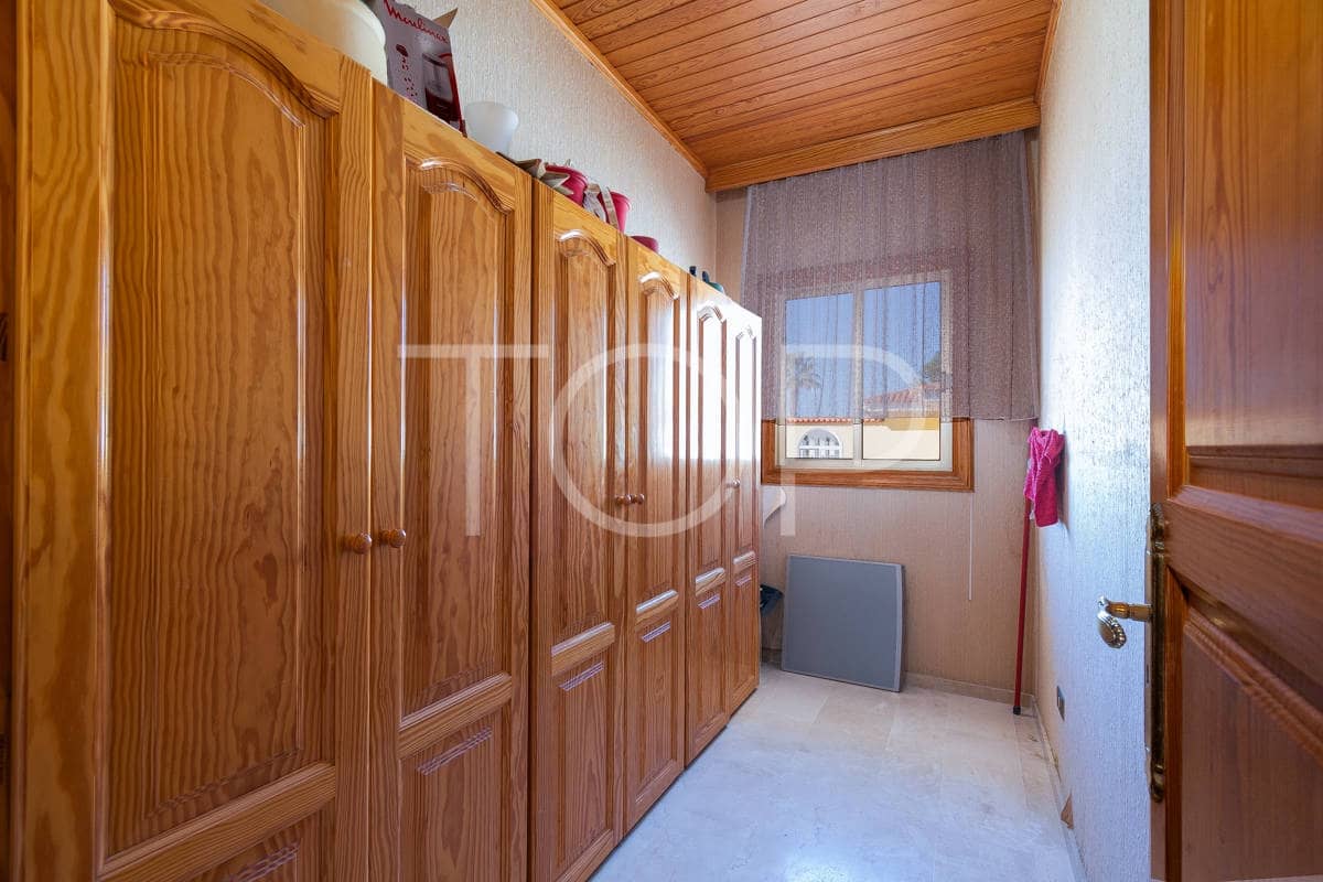 9 soverom Hus til salgs i Chayofa med garasje - € 1 595 000 (Ref: 8779159)