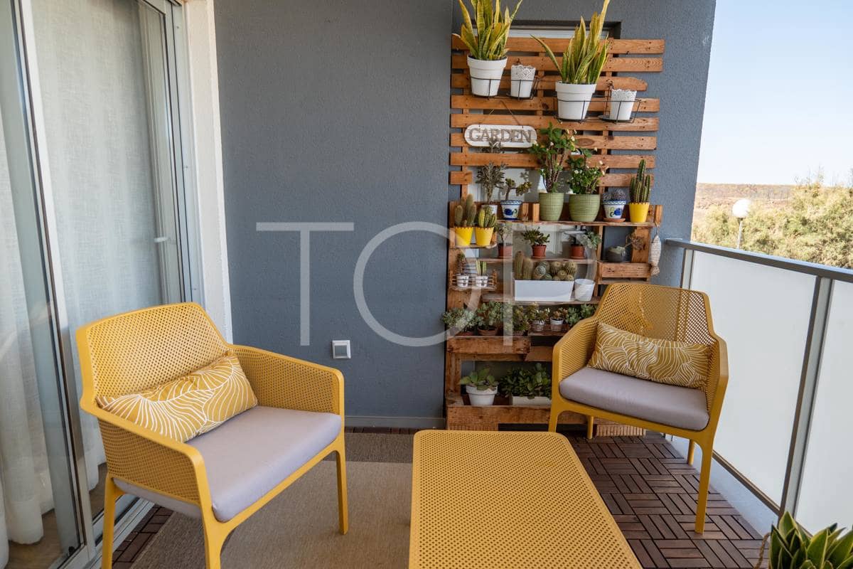 3 bedroom Flat for sale in La Tejita with pool garage - € 399,000 (Ref: 8791607)