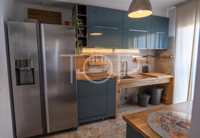 Piso de 3 habitaciones en La Tejita, Granadilla de Abona en venta con piscina garaje - 399.000 € (Ref: 8791607)