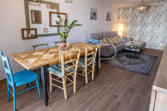 Piso de 3 habitaciones en La Tejita, Granadilla de Abona en venta con piscina garaje - 399.000 € (Ref: 8791607)