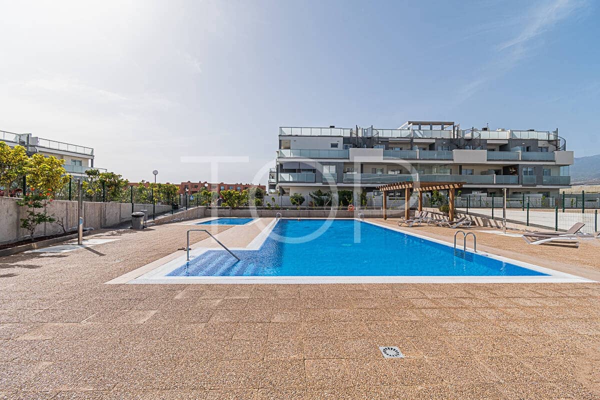 3 bedroom Flat for sale in La Tejita with pool garage - € 399,000 (Ref: 8791607)