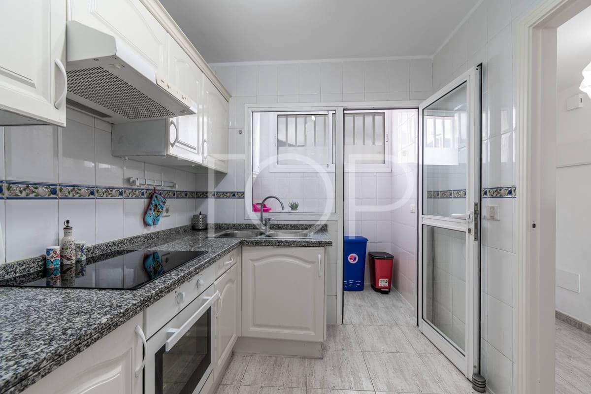 3 soveværelse Rækkehus til salg i Costa Adeje - € 425.000 (Ref: 8840438)