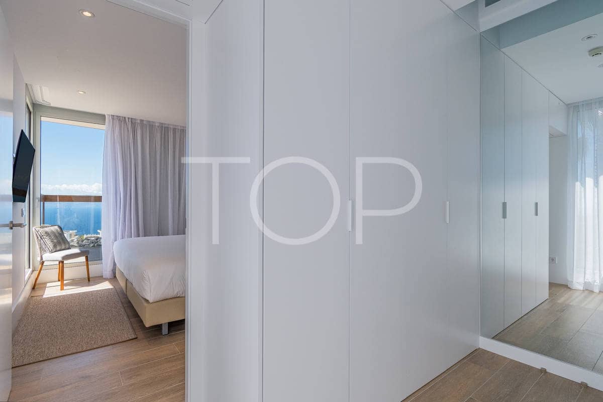 3 soveværelse Villa til salg i Guia de Isora med swimmingpool garage - € 2.350.000 (Ref: 8868661)