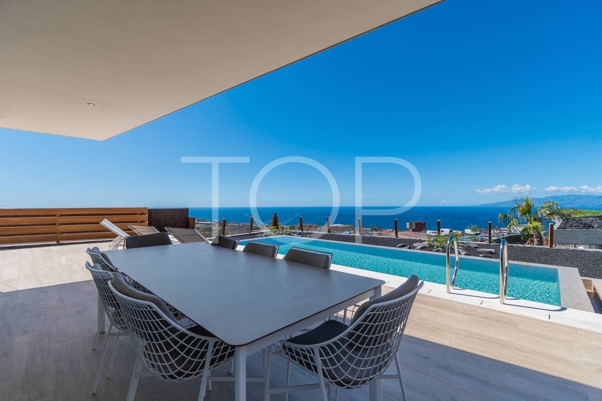 3 soveværelse Villa til salg i Guia de Isora med swimmingpool garage - € 2.350.000 (Ref: 8868661)