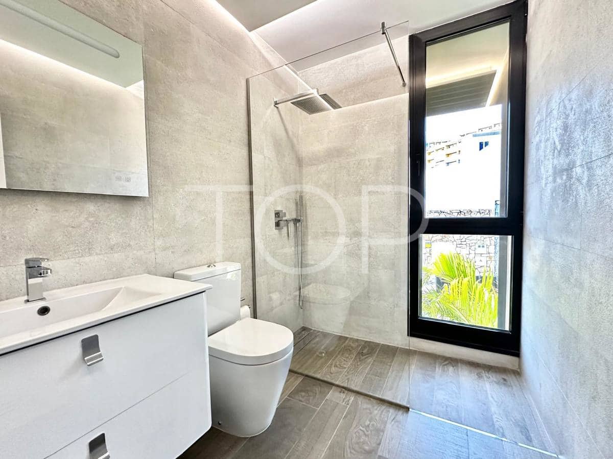 6 soveværelse Villa til salg i Santa Cruz de Tenerife med swimmingpool garage - € 1.599.000 (Ref: 8879146)