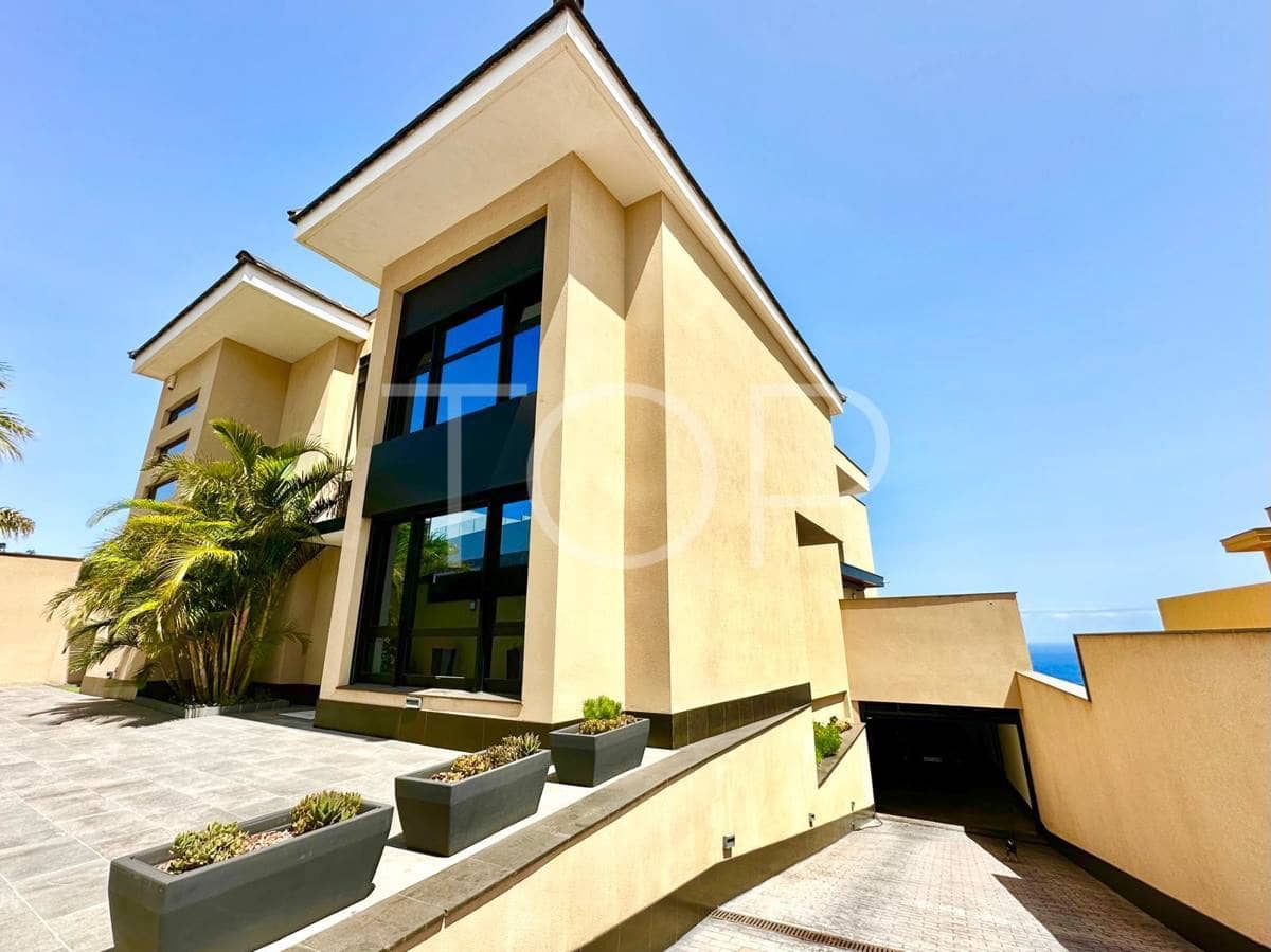 6 soveværelse Villa til salg i Santa Cruz de Tenerife med swimmingpool garage - € 1.599.000 (Ref: 8879146)