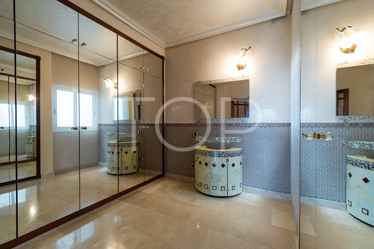 5 soveværelse Villa til salg i Costa Adeje med swimmingpool garage - € 2.600.000 (Ref: 8895948)