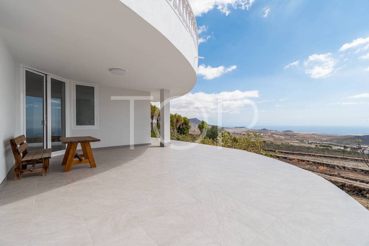 5 slaapkamer Finca/Landhuis te koop in San Miguel de Abona met zwembad garage - € 1.800.000 (Ref: 8895949)