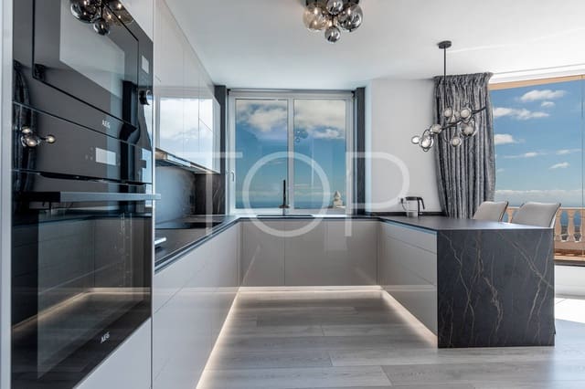 5 slaapkamer Finca/Landhuis te koop in San Miguel de Abona met zwembad garage - € 1.800.000 (Ref: 8895949)