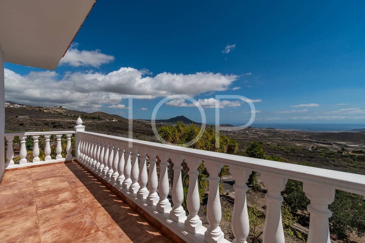 5 slaapkamer Finca/Landhuis te koop in San Miguel de Abona met zwembad garage - € 1.800.000 (Ref: 8895949)