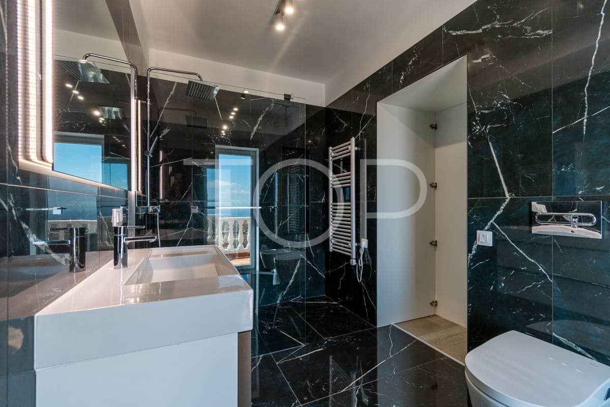 5 slaapkamer Finca/Landhuis te koop in San Miguel de Abona met zwembad garage - € 1.800.000 (Ref: 8895949)