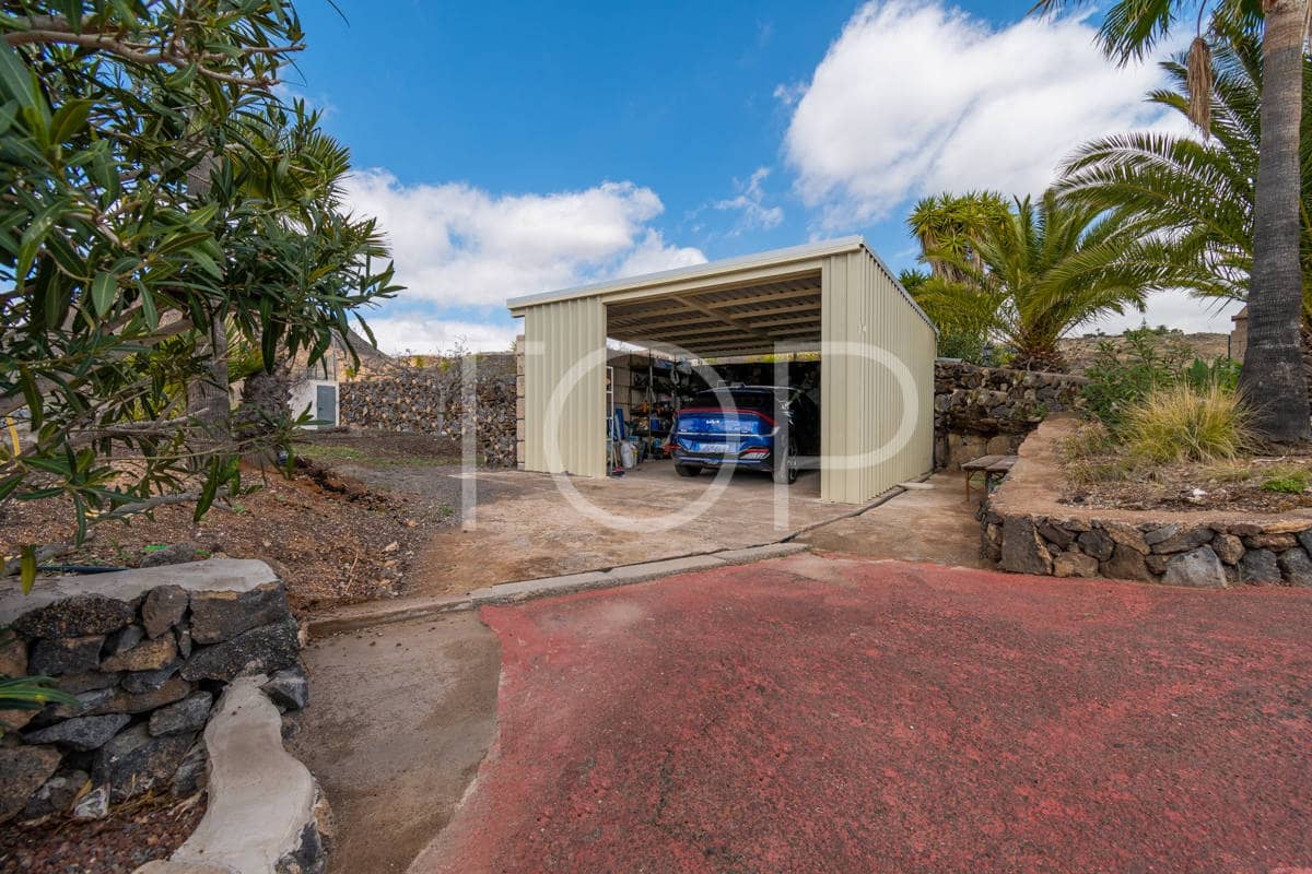 5 slaapkamer Finca/Landhuis te koop in San Miguel de Abona met zwembad garage - € 1.800.000 (Ref: 8895949)