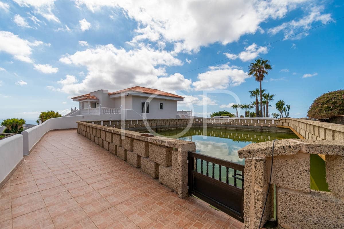 5 slaapkamer Finca/Landhuis te koop in San Miguel de Abona met zwembad garage - € 1.800.000 (Ref: 8895949)