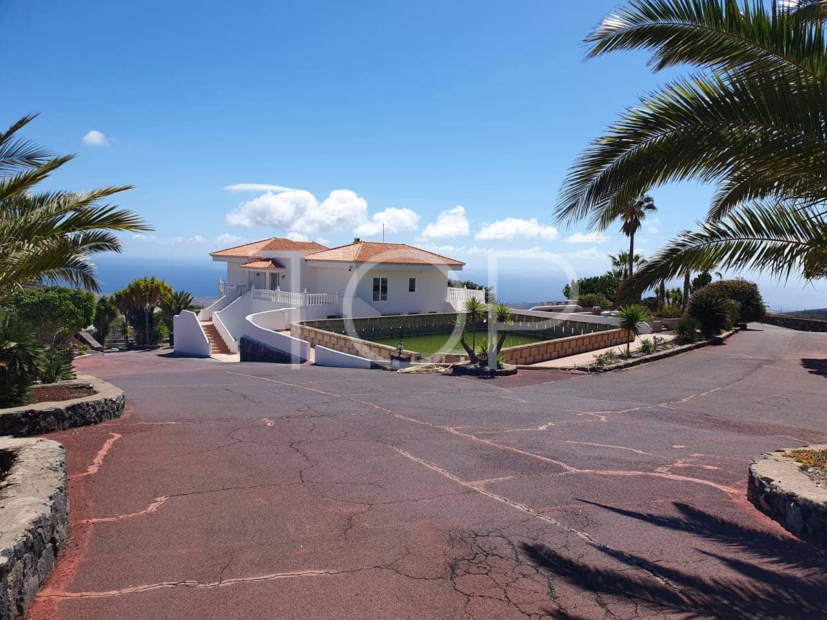 5 slaapkamer Finca/Landhuis te koop in San Miguel de Abona met zwembad garage - € 1.800.000 (Ref: 8895949)