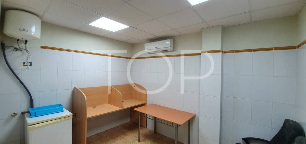 Virksomhed til salg i Playa Fanabe med swimmingpool - € 95.000 (Ref: 8901599)