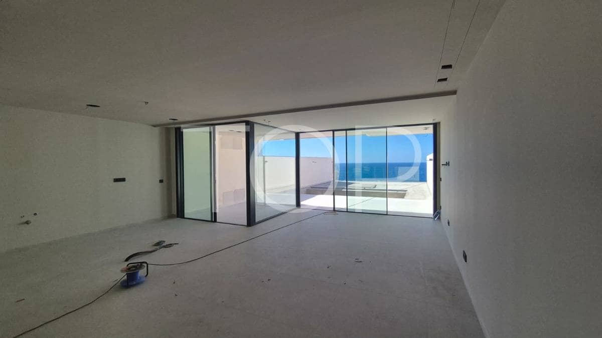 2 soverom Leilighet til salgs i Callao Salvaje med svømmebasseng garasje - € 1 060 000 (Ref: 8904912)