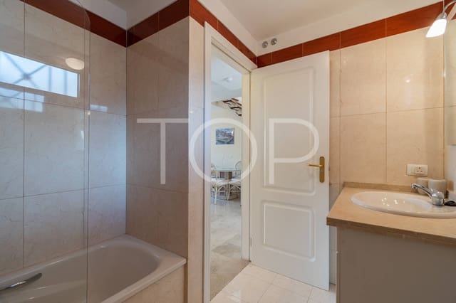 1 soveværelse Penthouse til salg i Palm-Mar, Arona med swimmingpool garage - € 310.000 (Ref: 8910668)