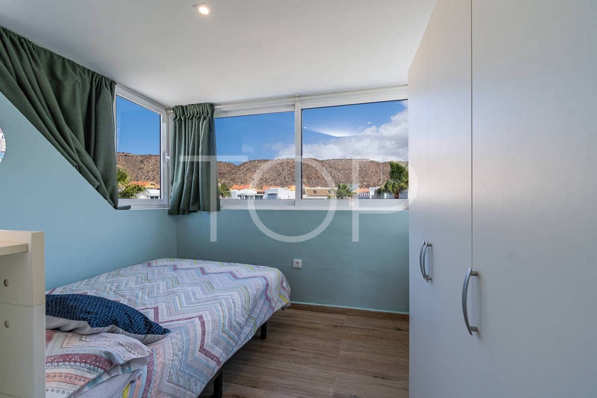 2 soveværelse Penthouse til salg i Palm-Mar med swimmingpool garage - € 399.000 (Ref: 8912461)