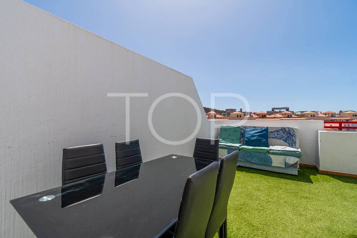 2 soveværelse Penthouse til salg i Palm-Mar med swimmingpool garage - € 399.000 (Ref: 8912461)