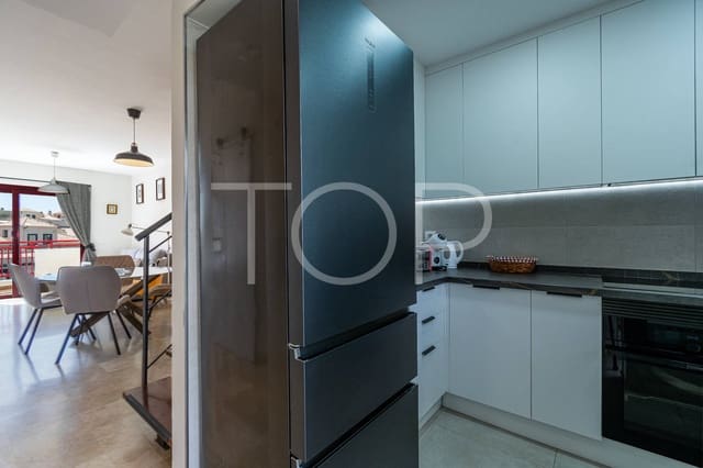 2 slaapkamer Penthouse te koop in Palm-Mar, Arona met zwembad garage - € 399.000 (Ref: 8912461)